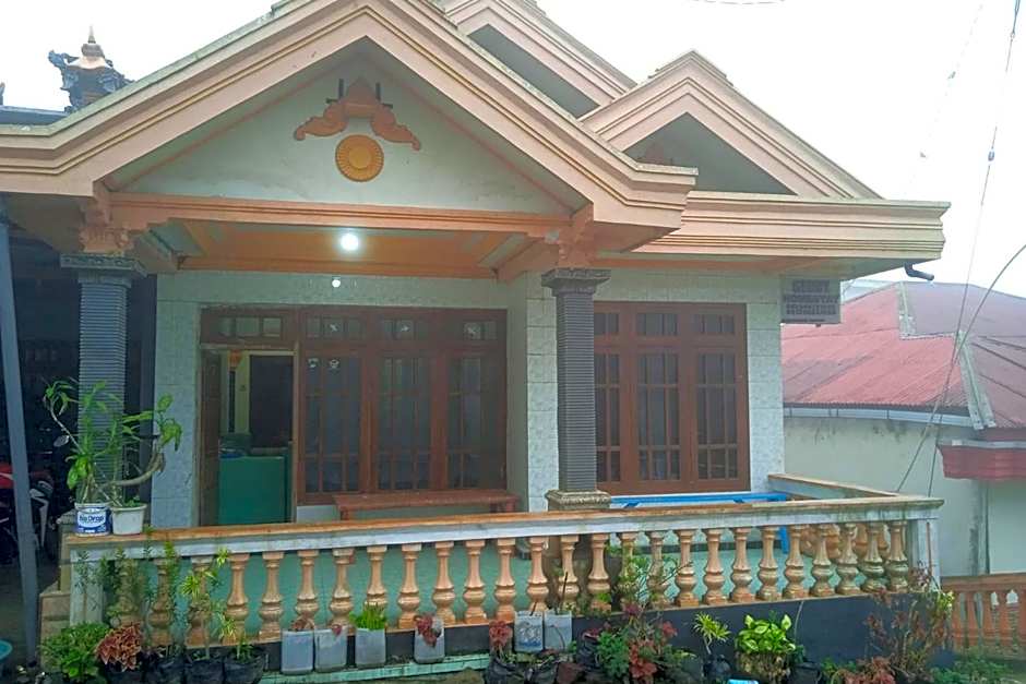 Gebby Homestay Bromo RedPartner