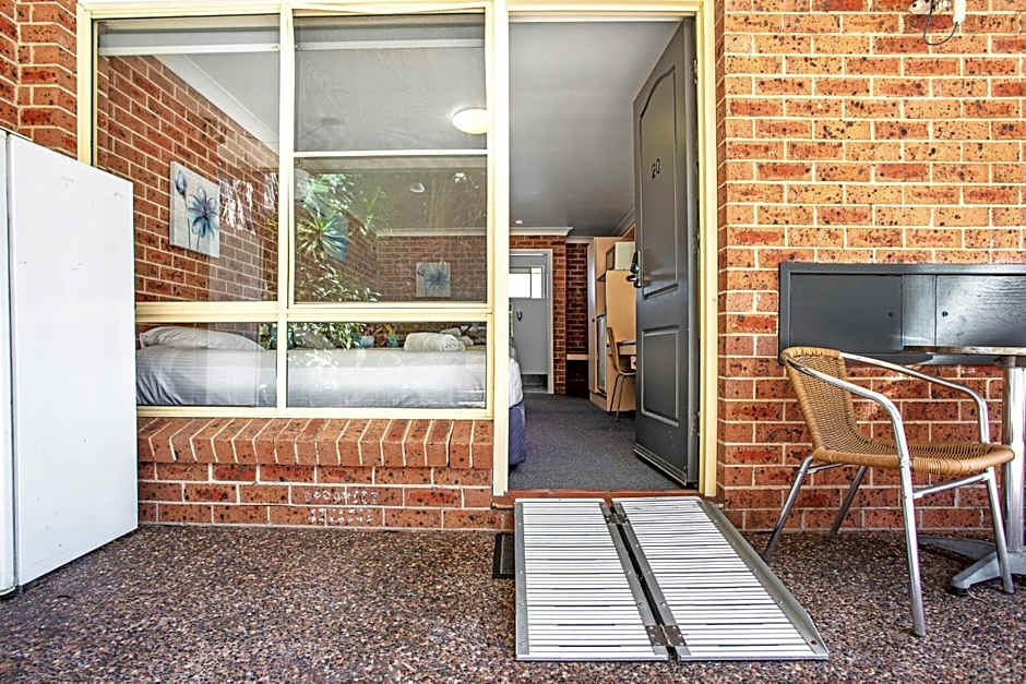 Lake Macquarie Motor Inn