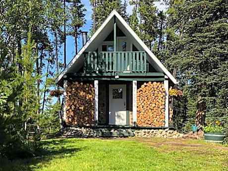 Vines and Puppies Hideaway