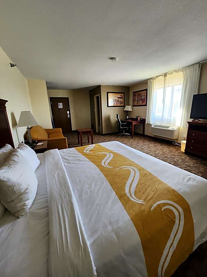 Quality Inn I-70 at Wanamaker