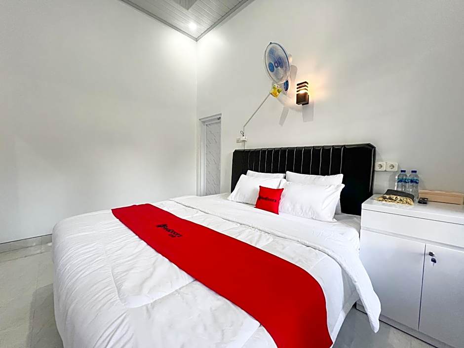 RedDoorz Syariah at Prisma Homestay