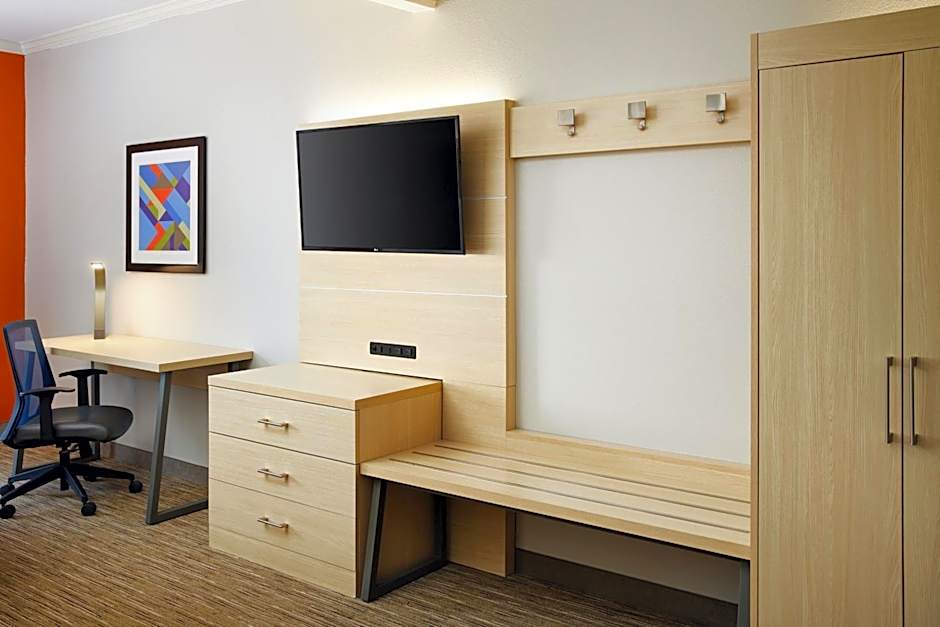 Holiday Inn Express & Suites Bonifay By IHG