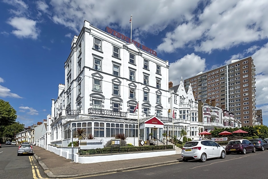 Muthu Westcliff Hotel (Near London Southend Airport)