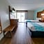 Seashire Inn & Suites