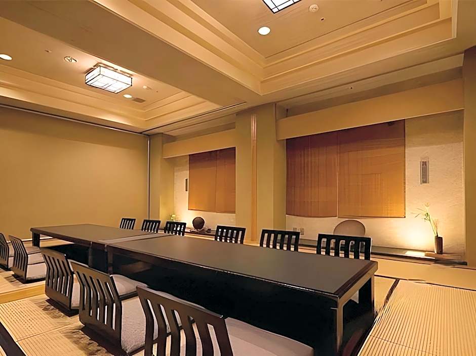 Kurashiki Royal Art Hotel
