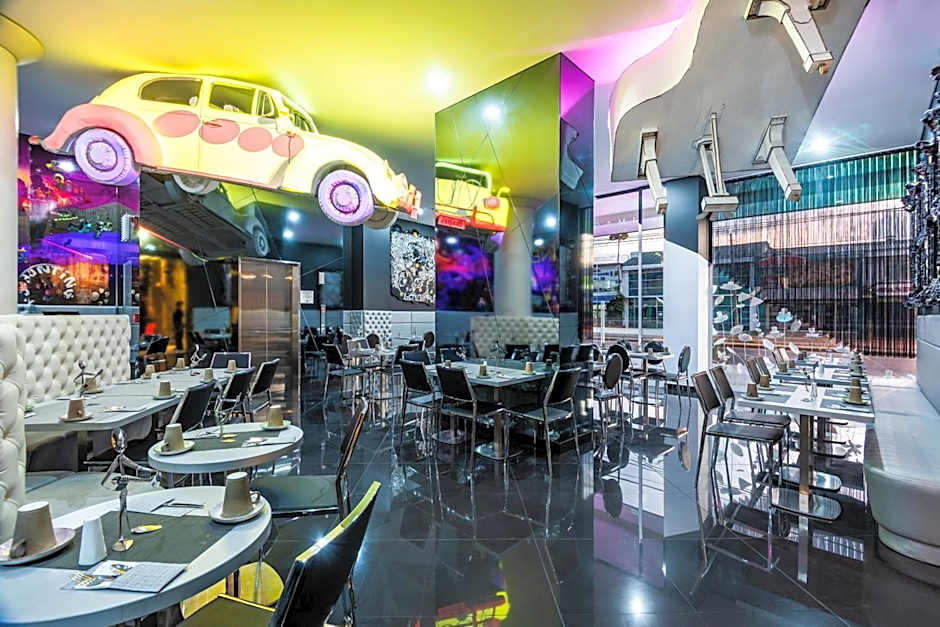 Hotel Black Tower Premium