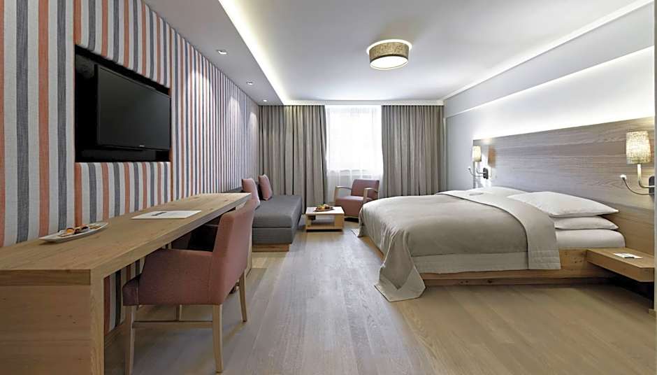 Schwarzer Adler Kitzbuhel - Adults Only