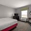 Hampton Inn Kenedy