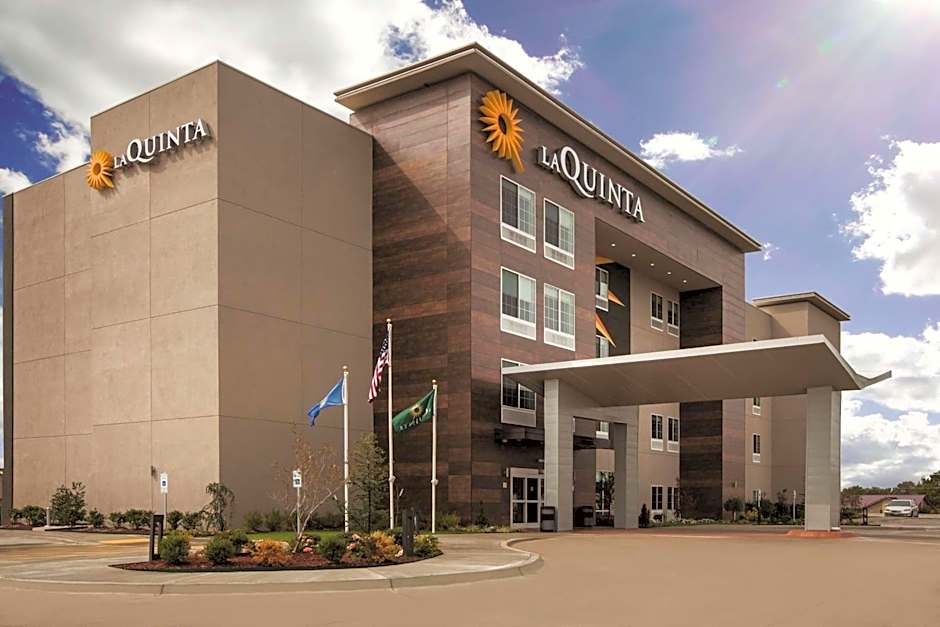 La Quinta Inn & Suites by Wyndham Mobile
