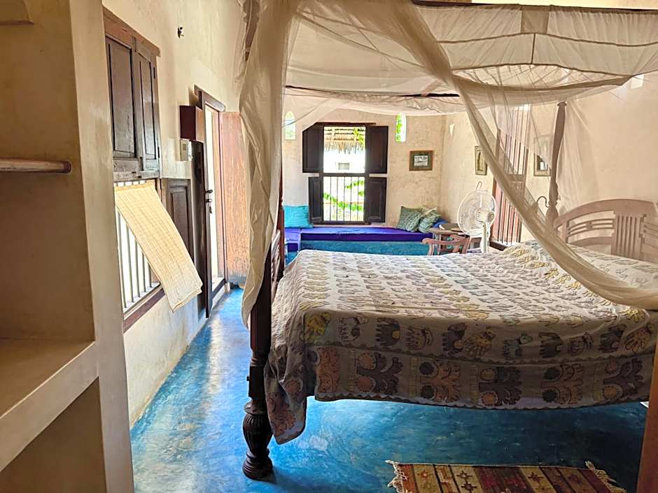 Subira House