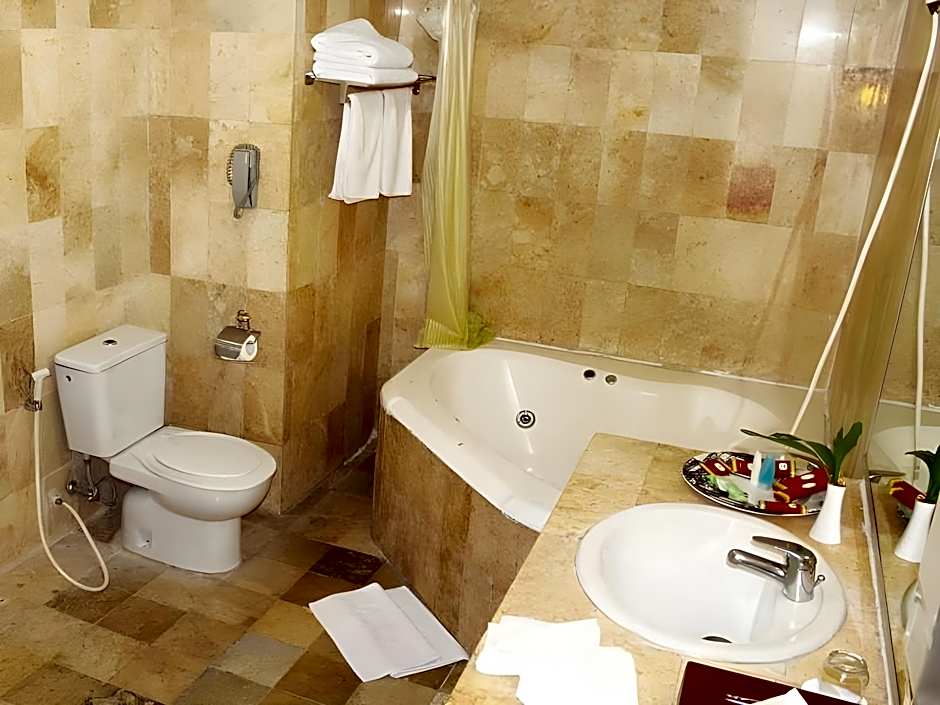 Hotel Ratu Mayang Garden