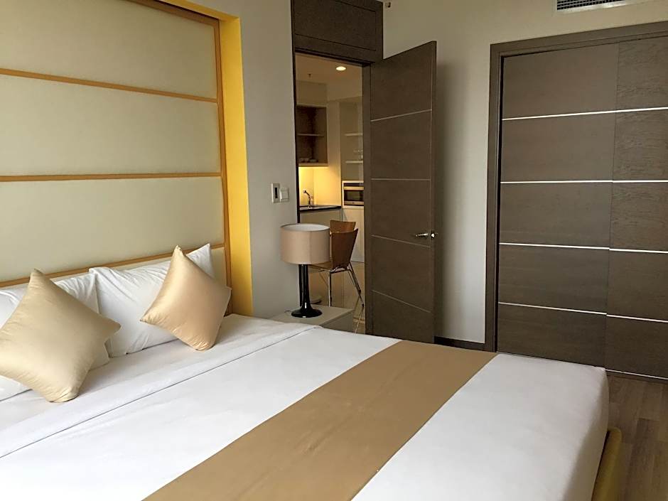 Saigon Airport Bluesky Serviced Apartment