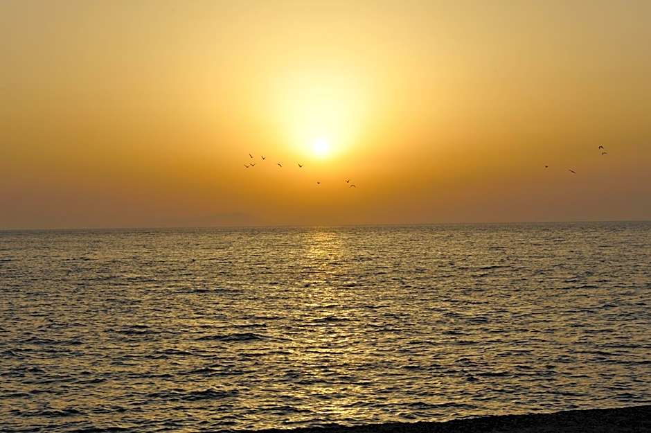 Heleni Beach Hotel