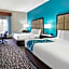 La Quinta Inn & Suites by Wyndham Paris