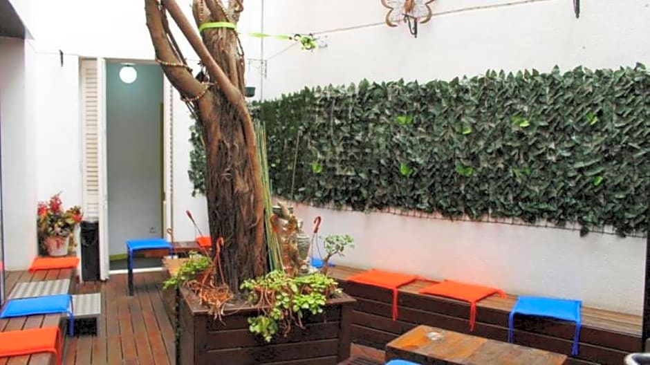 Hostel Raval Rooms