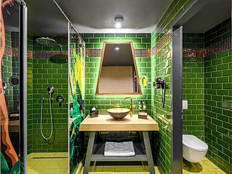 Superior king room with quarry view