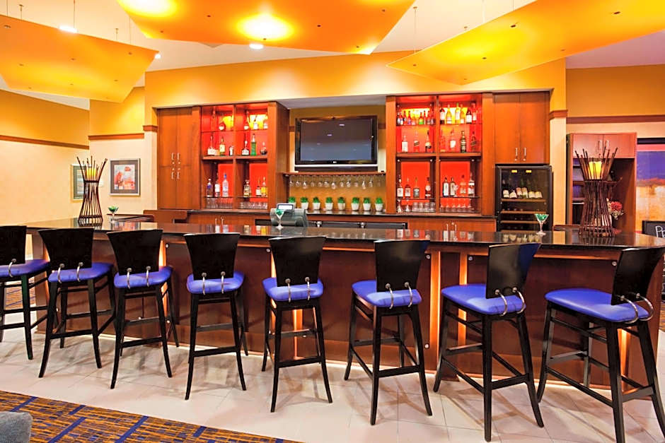 Courtyard by Marriott Minneapolis Maple Grove/Arbor Lakes