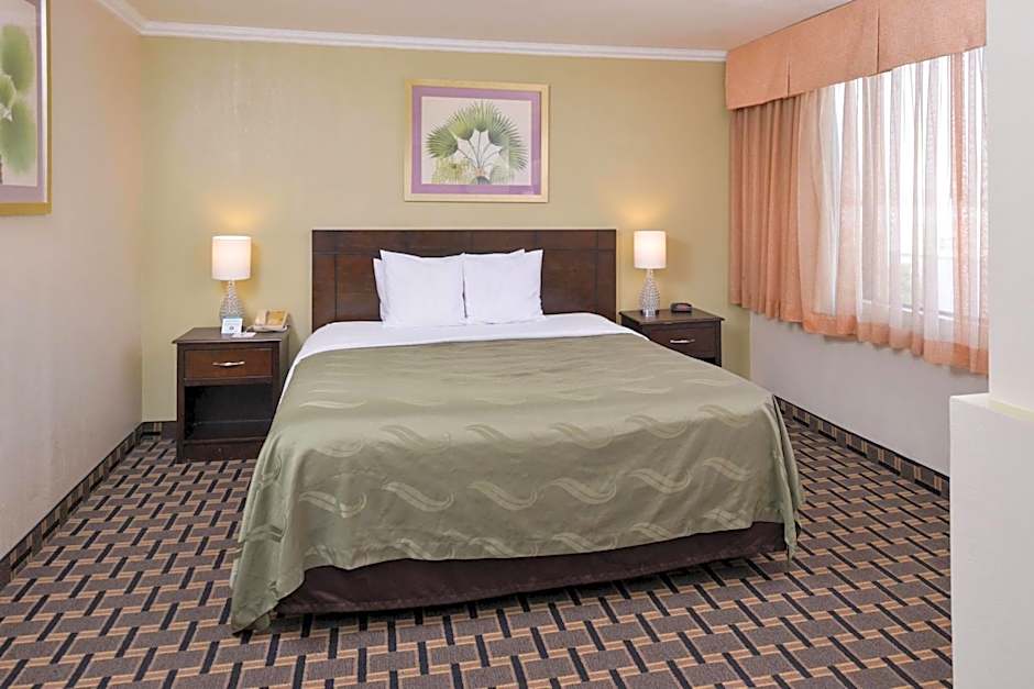 Quality Inn & Suites Montebello - Los Angeles