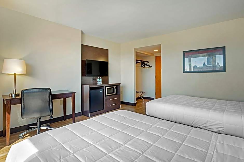 The Capitol Hotel