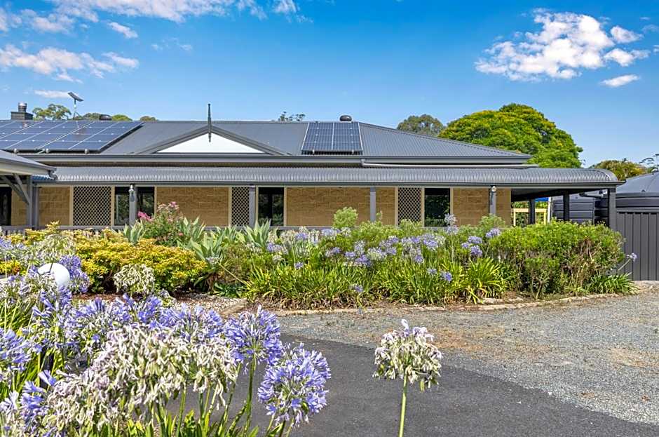 Bon Villas B&B Bonville - Adults Only, Pet Friendly Accommodation