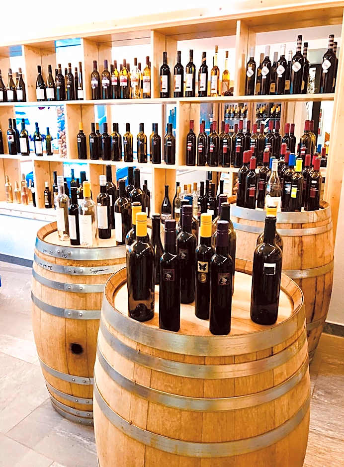 Qi-Lin Hotel Restaurant