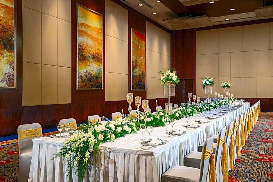 Renaissance by Marriott Tianjin TEDA Convention Centre Hotel