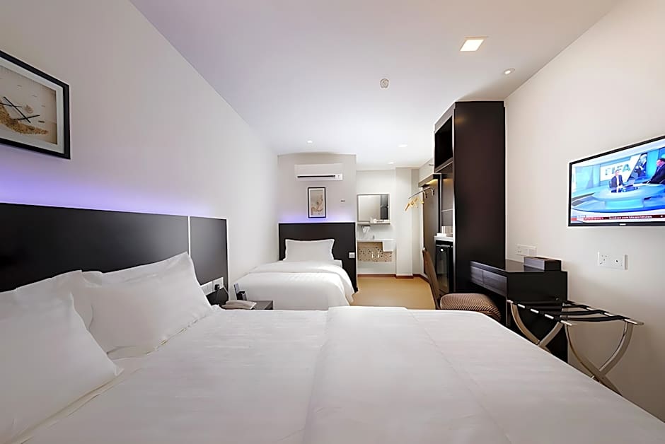 E-Red Hotel Bandar Perda