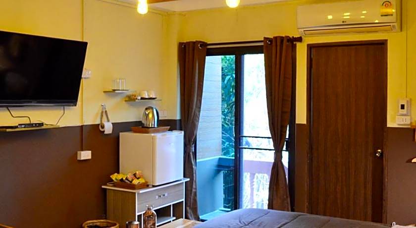 Dawnthaya Ayutthaya House