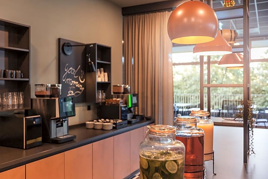 Holiday Inn - the niu, Tab Dusseldorf Main Station By IHG