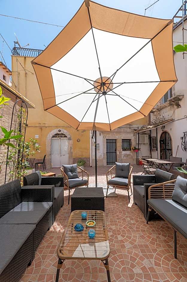 Elsa d'Ortigia - I TRE ARCHI