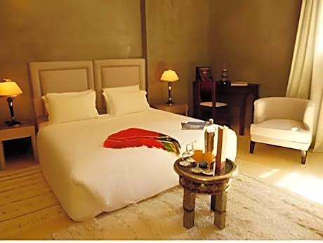 Deluxe Double or Twin