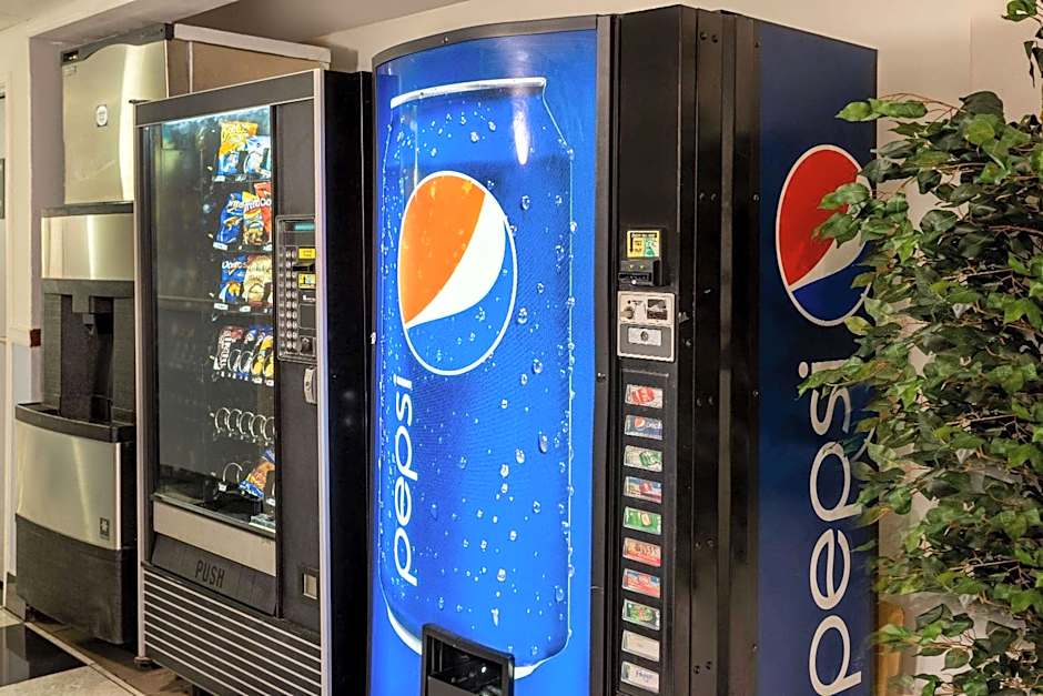 Super 8 by Wyndham Villa Rica