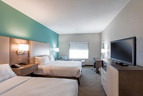 Standard Queen Room with Two Queen Beds