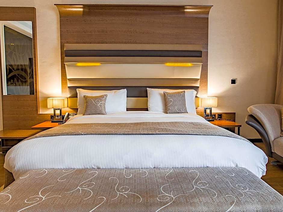 Mövenpick Hotel du Lac Tunis