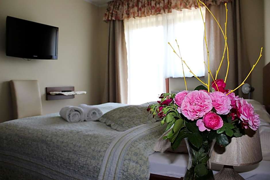 Willa Stożek, 50 m od term i wyciągów narciarskich