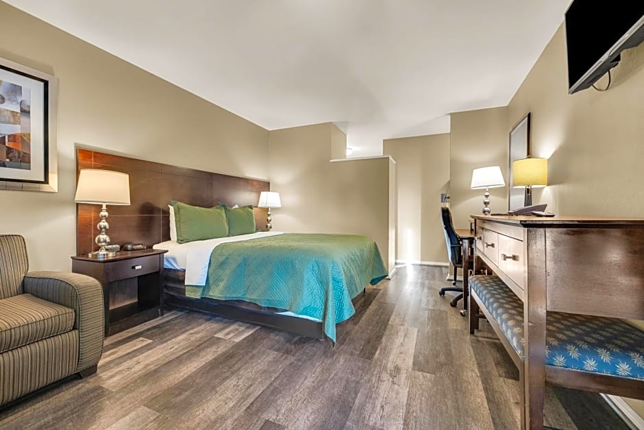 Scottish Fairway Inn