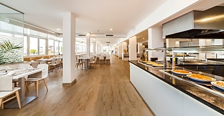 Apartamentos Globales Lord Nelson