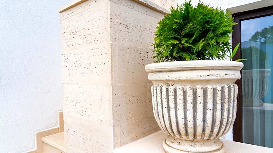 Avenue Venus - Avenue Hotels