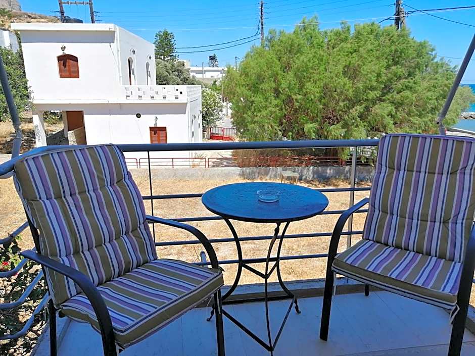 Jason Rooms & Studios