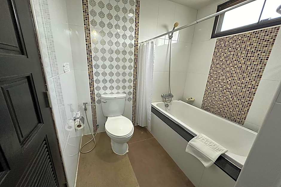 Chiangrai Grand Room Hotel