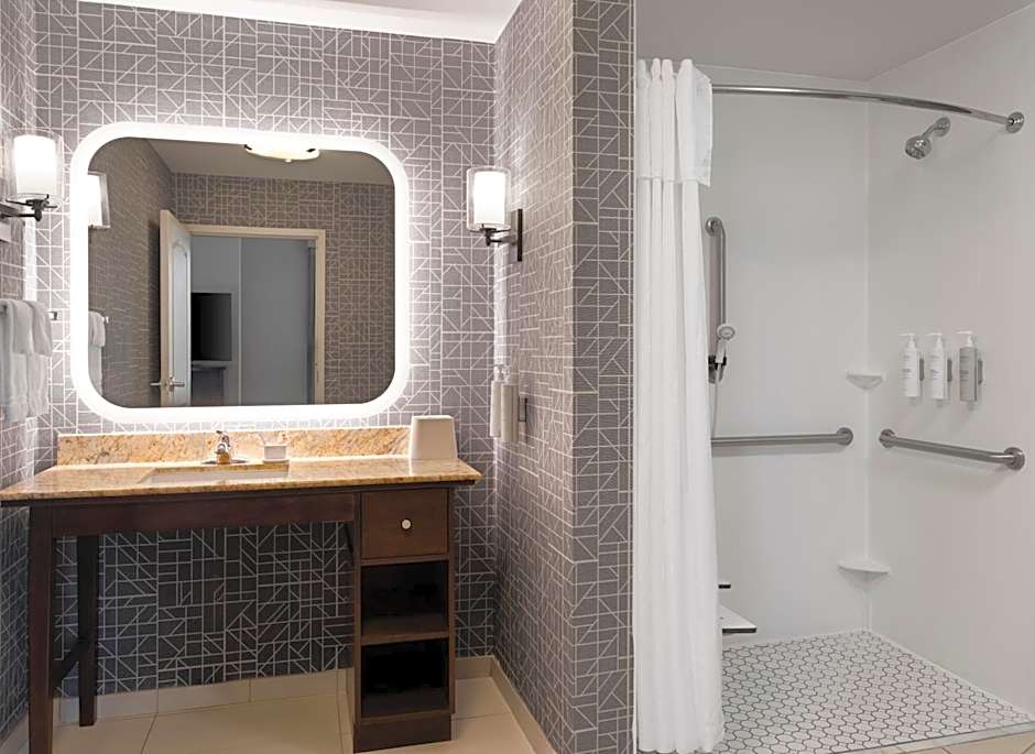 Homewood Suites By Hilton Akron/Fairlawn