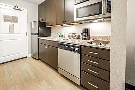 Handicap Accessibl, Studio, 1 Queen, Sofa bed