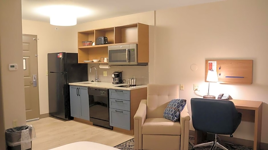 Candlewood Suites Peoria At Grand Prairie Hotel By IHG