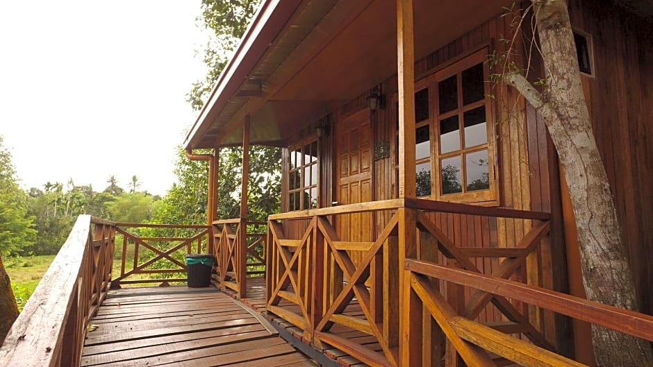 Borneo Tree House