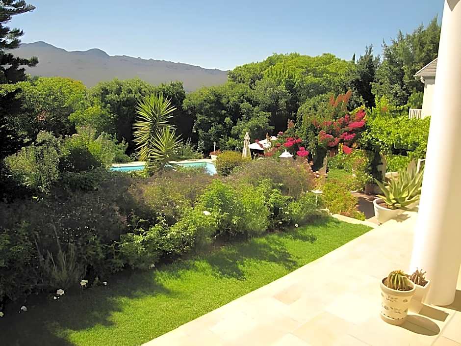 Alba House Guest House