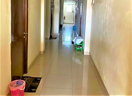 Guest House Onta Baru by ZUZU