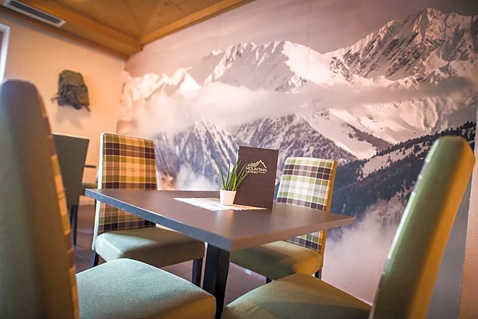 Mountain Living Apartments