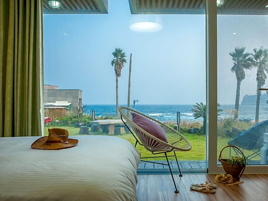 Jeju Solarseado Pension