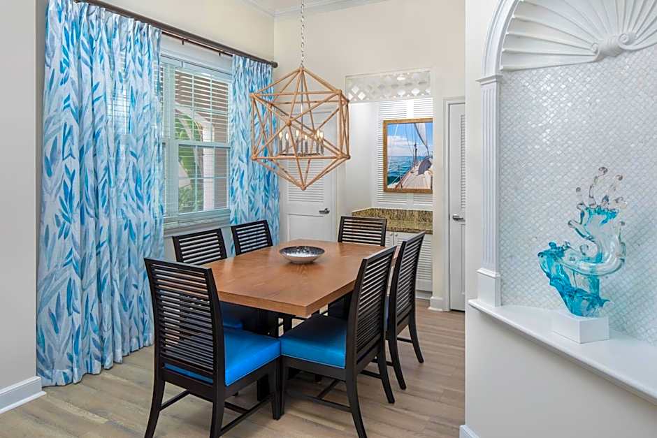 Harborside Resort & Vacation Rentals at Atlantis