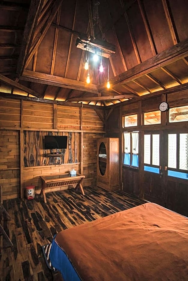 Singgasana Villa & Resto